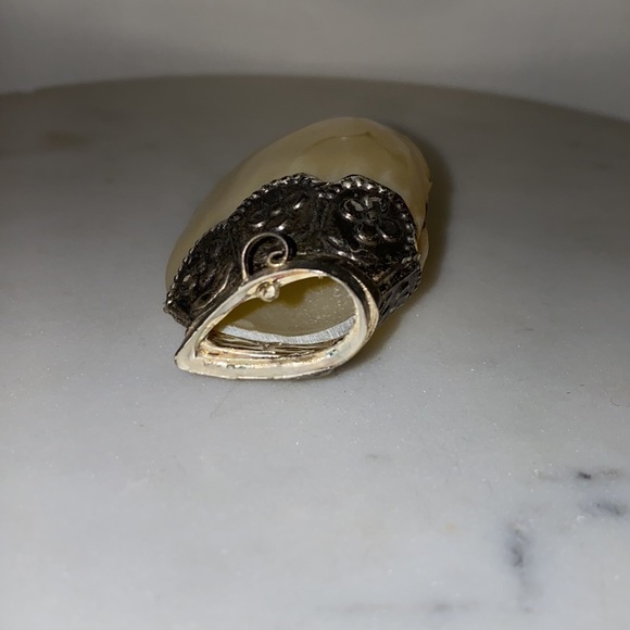 Natural Shell and Silver Container - Picture 3 of 3